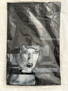 Reputation tour black T Shirt Taylor Swift Authentic merch size Small - Picture 1 of 3