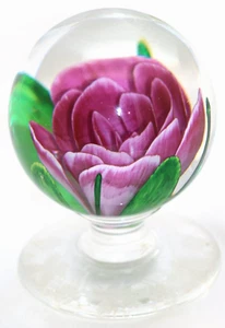 Exquisite PAIRPOINT Pedestal Pink ROSE Engraved GRAPE Vine Art Glass Paperweight - Picture 1 of 7