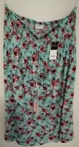 türkiser Baderock mit Blumenmuster von Infinity Woman, Größe XL (48/50) - Bild 1 von 3