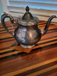 Vintage Queen Bess Silverplate Tea Pot Tudor Plate Oneida Community  - Picture 1 of 7