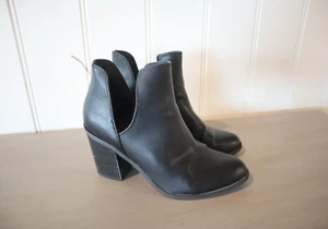 PIED A TERRE Size 10 Womens Black D'orsay Chelsea Block Boots - Picture 1 of 6