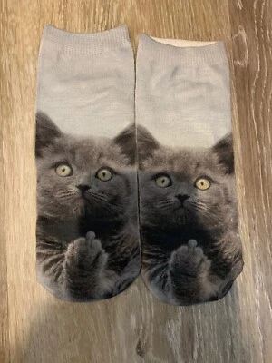 1 Par Novedad Mezcla de Algodón Mujeres Unisex Tobillo Bajo Calcetines Gato Dedo Medio Divertidos Foto 1 de 2