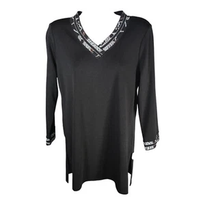 Exclusively Misook V-Neck Knit - Women's Elegant Sweater - Stylish Knitwear - Picture 1 of 3
