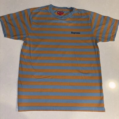 Camiseta Supreme Bar a Rayas Azul Dorado Para Hombre Talla Mediana Foto 1 de 4