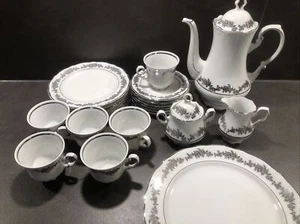 22 teiliges Kaffeeservice Silber Blumen von Fine Porzellan gepflegt 70er W1 - Bild 1 von 12