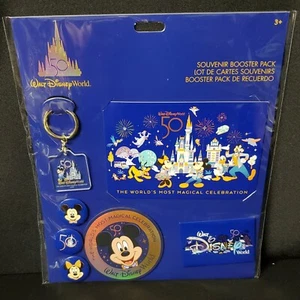 Paquete de refuerzo de recuerdo de celebración de los parques de Disney 2021 botón de pegatina clave WDW - Imagen 1 de 2