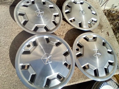 Set  Dodge Caravan 3.0L Wheel Cover Hub Cap  OEM 1991 1992 1994 1995 - Imagem 1 de 4