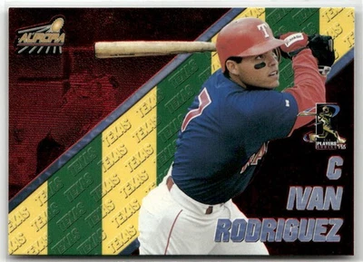 1998 PACIFIC AURORA #7 IVAN RODRIGUEZ PENNANT FEVER RED TEXAS RANGERS - Image 1 of 2