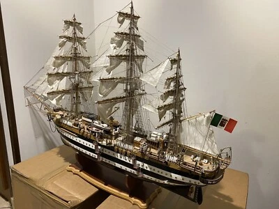 Nave Amerigo Vespucci Modellino In Scala 1:80 In Perfette Condizioni Fatta A Man - Immagine 1 di 4