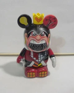 DISNEY VINYLMATION QUEEN OF HEARTS BOT FROM ROBOTS 3 SERIES FIGURE - Picture 1 of 2