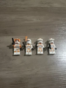 LEGO Star Wars Commander Cody Phase 3 Minifigure & 3 212th Clone Troopers - Picture 1 of 11