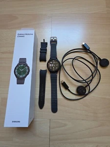 Samsung Galaxy Watch6 Classic SM-R960 47mm Edelstahlgehäuse 2 Armbänder wie neu - Zdjęcie 1 z 1
