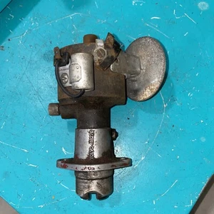 0-231-146-099 BOSCH Distributor Volvo 140 Vacuum Advance - Picture 1 of 6