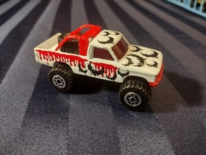 Camión Matchbox 1981 4x4 trasero abierto, blanco/negro/rojo, murciélagos sueltos sin embalaje - Imagen 1 de 5