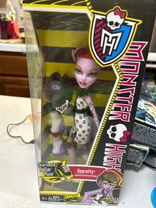 Monster High - Skultimate Roller Maze - 2011 - Operetta - NRFB - Picture 1 of 6