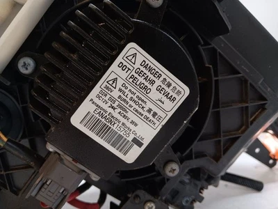 Driver Left Headlight Xenon HID Fits 14-17 INFINITI QX50 237692 - Image 1 of 4