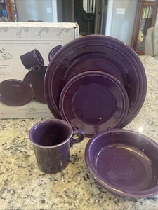 Fiesta Ware MULBERRY 4 Piece Place Setting Retired Fiestaware NIB - - Picture 1 of 3