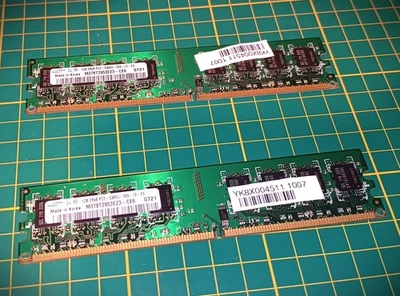 2 x 1 GB  RAM Samsung DDR2 SDRAM per computer desktop - Immagine 1 di 2