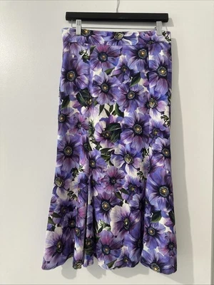 Falda Dolce & Gabbana Floral Púrpura Talla 44IT Hecha en Italia Para Mujer Usada Foto 1 de 4