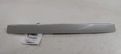 Panel de acabado trasero Subaru Legacy 2010 2011 2012 Foto 1 de 4