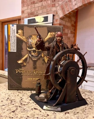 Hot Toys DX37 Jack Sparrow Dead Men Tell No Tales - todo COMO NUEVO Foto 1 de 4