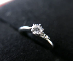 Anillo de diamantes "DE JAPÓN" usado Pt950 "EL DIAMANTE LAZARE" 25/6-9 - Imagen 1 de 16