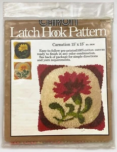 Vintage Caron Latch Hook Pattern CARNATION 15" x 15" on Cotton Canvas 1970s MCM - Picture 1 of 4