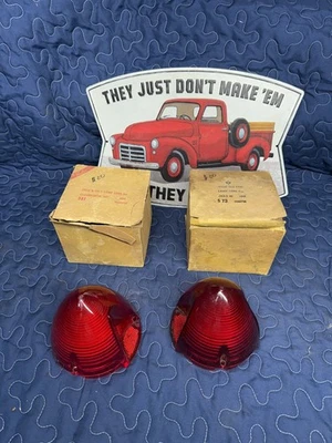 Lente de luz trasera Oldsmobile 88 1956 nuevo, con caja, ¡nuevo stock antiguo!! Foto 1 de 4