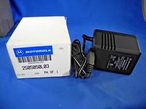 Motorola 2505050L03: Zasilacz do wzmocnionej ładowarki Minitor III - Zdjęcie 1 z 5