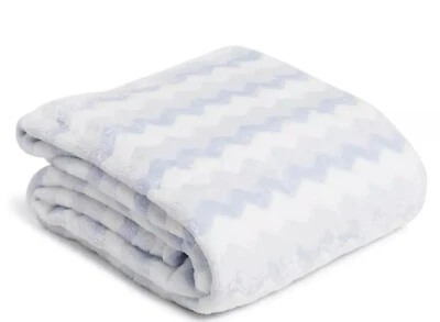 Vera Bradley Snow Day Fleece Throw Plush Blanket Blue White 50x80 NWT $75 - Image 1 of 3