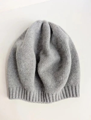 Gorro PORTOLANO 100 % cachemir usado en excelente estado Foto 1 de 4