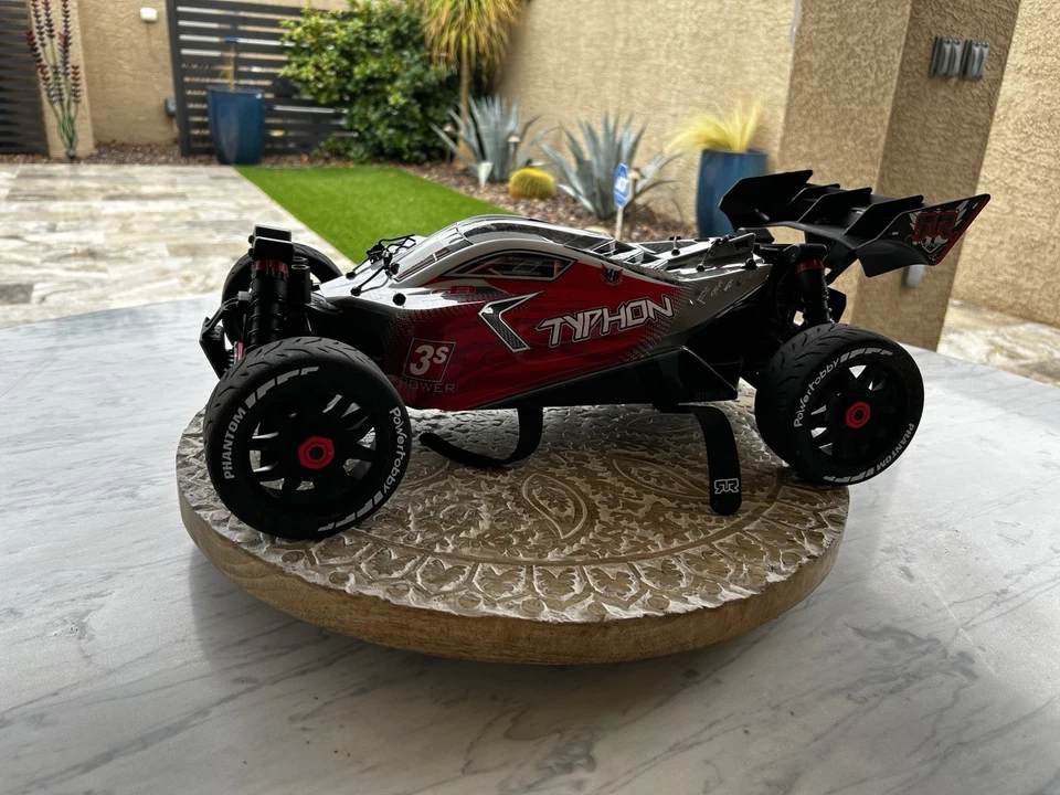 ARRMA ARA8606V5 1/8 Scale Typhon 3s 4WD BLX Buggy - Image 1 of 4