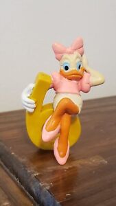 Vintage Daisy Duck Number 6 Birthday PVC Figure Disney Applause Cake Topper
