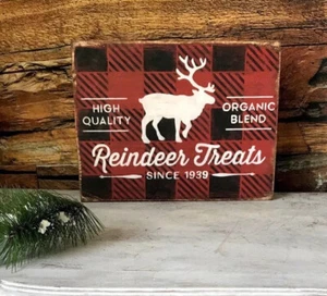 Rustikales Weihnachtsdekor / karierter Büffelkaro / Rentierleckereien / primitives Schild - Bild 1 von 9
