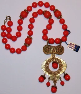 Unsigned Hattie Carnegie Golden Pendant on Pink Salmon Bead Necklace w/Tags - Picture 1 of 12