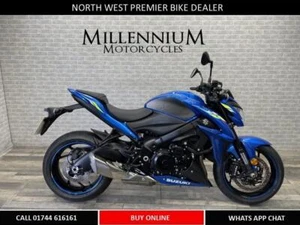 2019 SUZUKI GSX-S1000 FINISHED IN MOTOGP BLUE WITH 7096 MILES. - Picture 1 of 14