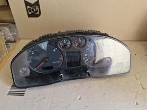 Tachometer Audi A6 4B Diesel Kombiinstrument MFA groß 4B0920932K - Bild 1 von 3