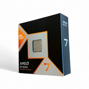 AMD Ryzen 7 9800X3D Prozessor 8 Kerne 16 Threads 5.2 GHz Boost · Neu & Siegel - Bild 1 von 4