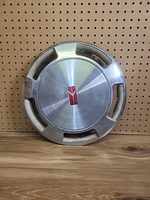 1985 - 1992 年 Oldsmobile Ciera 88 98 # 4099 14 英寸轮毂盖/车轮盖  — 第 1/4 张图片