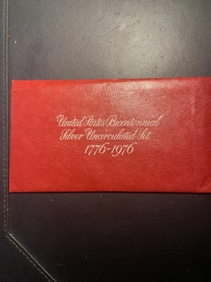 Bicentennial Silver Uncirculated Set 1776-1976 - Image 1 of 4