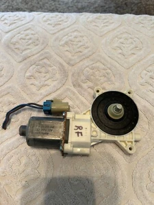 2008-2012 Chevrolet Chevy Malibu RH Passengers Front Door Power Window Motor - Picture 1 of 5