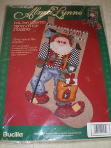 1997 Alma Lynne CHRISTMAS IN THE GARDEN Santa COUNTED CROSS STITCH STOCKING Kit - Picture 1 of 2