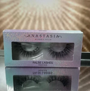 Anastasia Beverly Hills ~ Synthetic False Lashes ~ Style Dreamy - Picture 1 of 1
