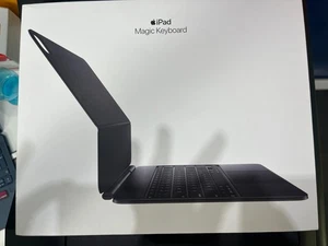 Apple Ipad Magic Keyboard 13" (M4) - Foto 1 di 4