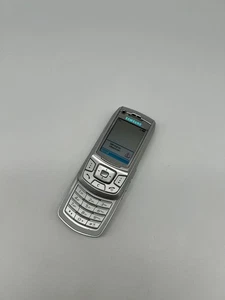 Móvil Samsung SGH Z400 plateado retro vintage | SIN BLOQUEO SIM - Imagen 1 de 7