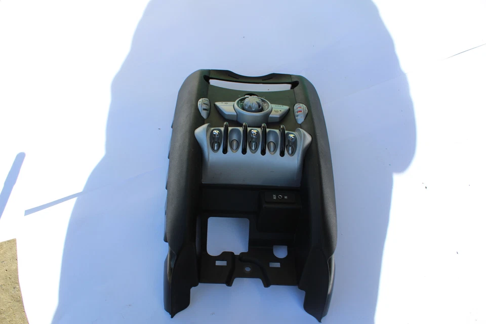 MINI COOPER 2008-2010 PANEL DE PERILLA DE CONTROL DE CLIMA CON AUX R1323 Foto 1 de 4