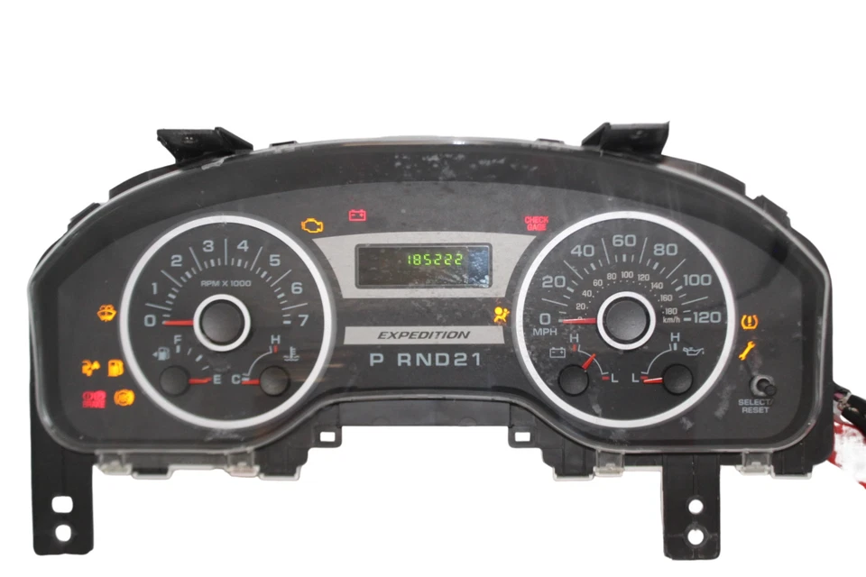 Speedometer Instrument Cluster Dash Panel 05 06 Expedition With 185,222 Miles - Image 1 of 1