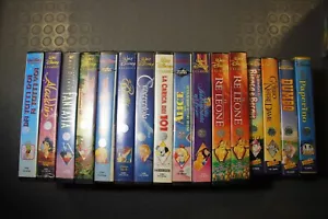 Lotto 15 VHS Videocassette Originali Disney Vintage anni '80 '90 Fantasia - Foto 1 di 17