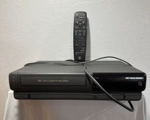 General Electric Videorecorder/VHS Player Recorder Reparatur/Teile mit Fernbedienung VG2035 - Bild 1 von 17