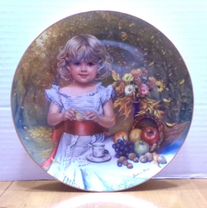 REALLY COOL COLLECTOR PLATE "INDIAN SUMMER" SANDRA KUCK - A CHILDHOOD ALMANAC - Picture 1 of 4